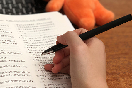初級會計職稱教材正版和盜版有什么區(qū)別，區(qū)別大嗎？