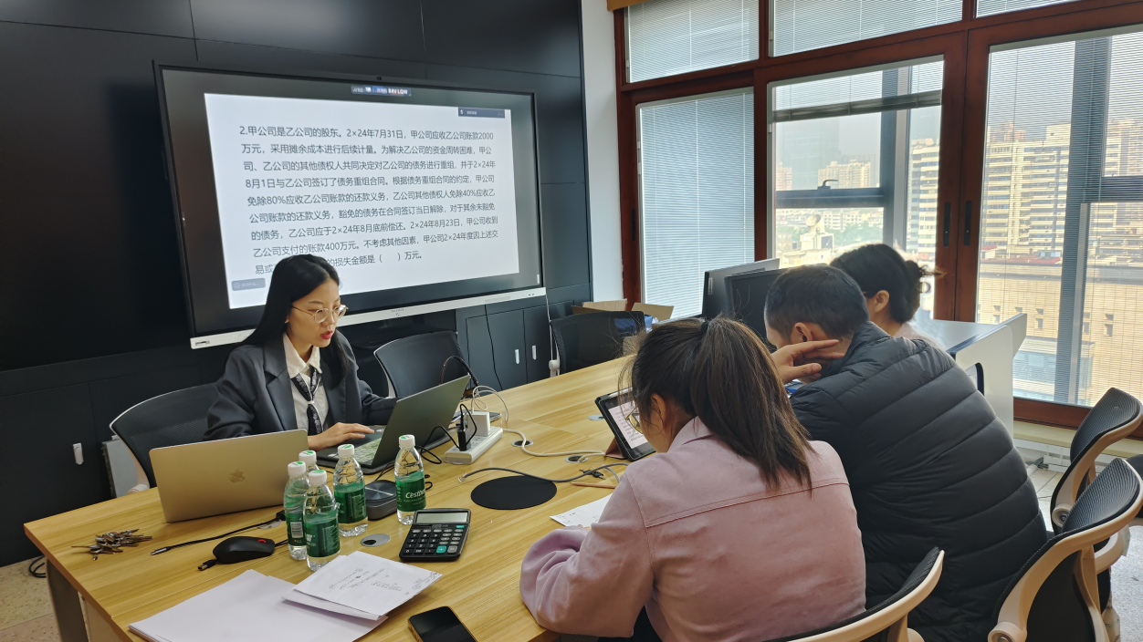 東奧助力會(huì)計(jì)大賽圓滿舉辦：專業(yè)賦能，碩果盈枝